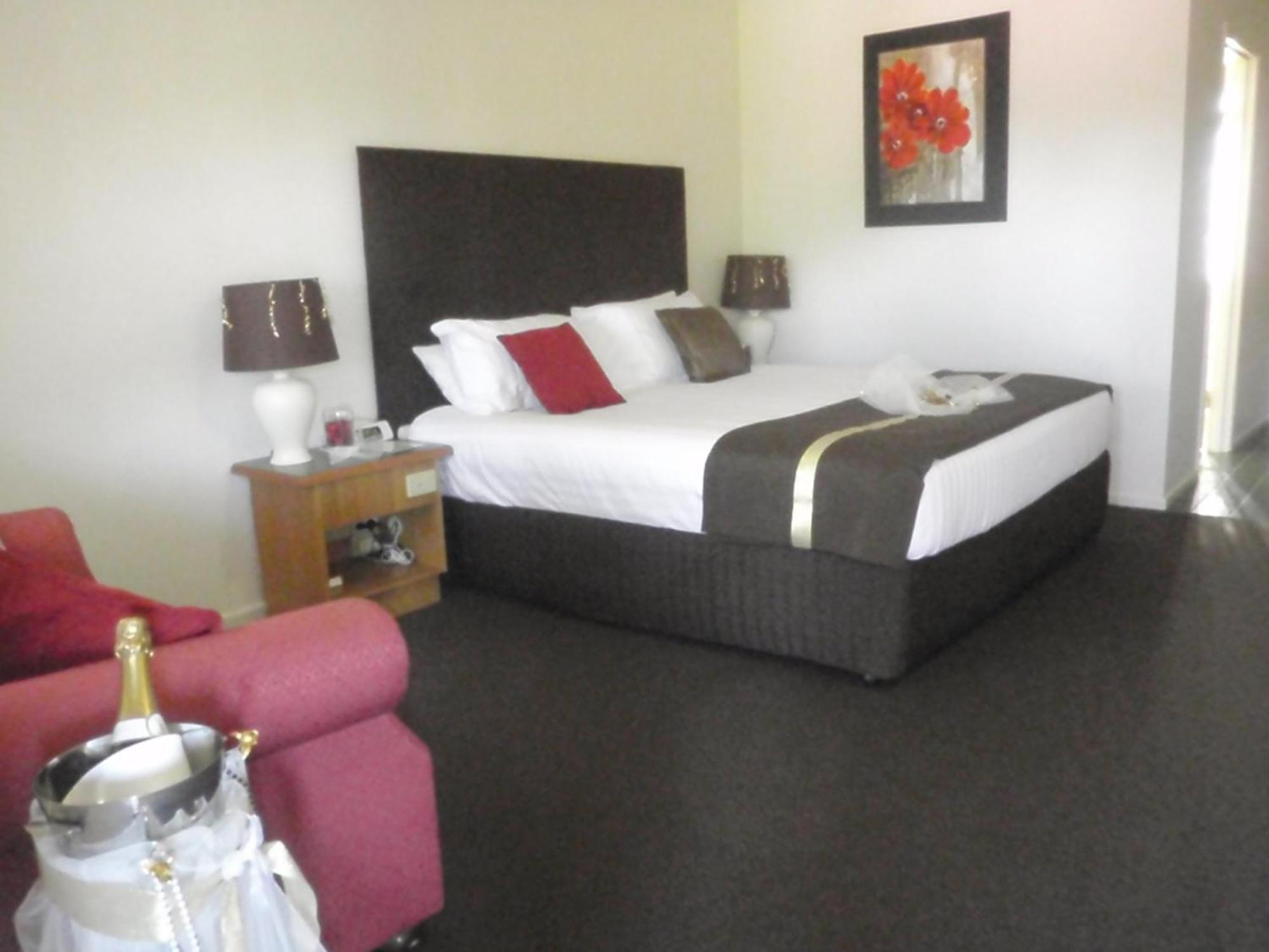 Puffers Inn Loganholme Экстерьер фото