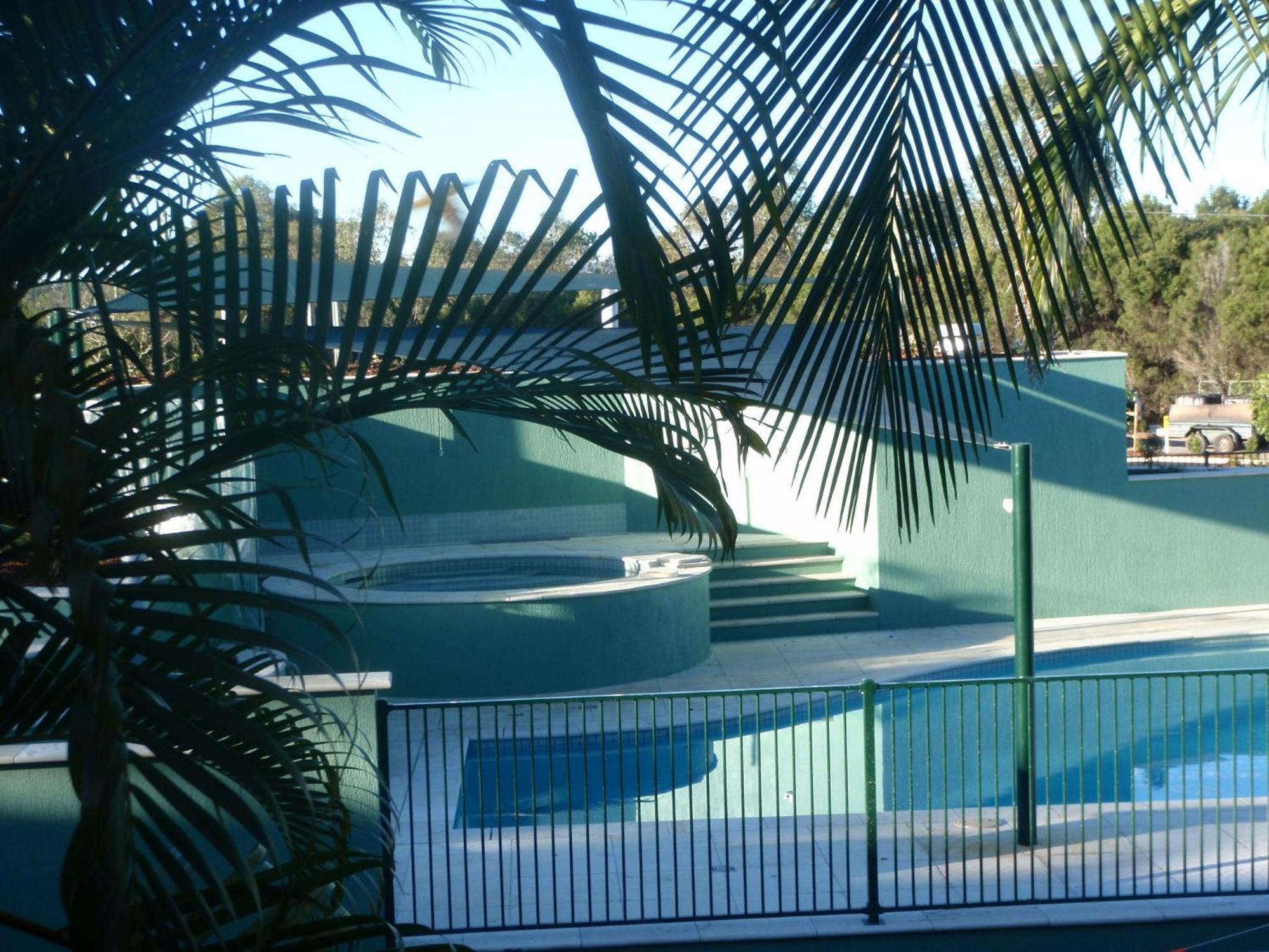Puffers Inn Loganholme Экстерьер фото