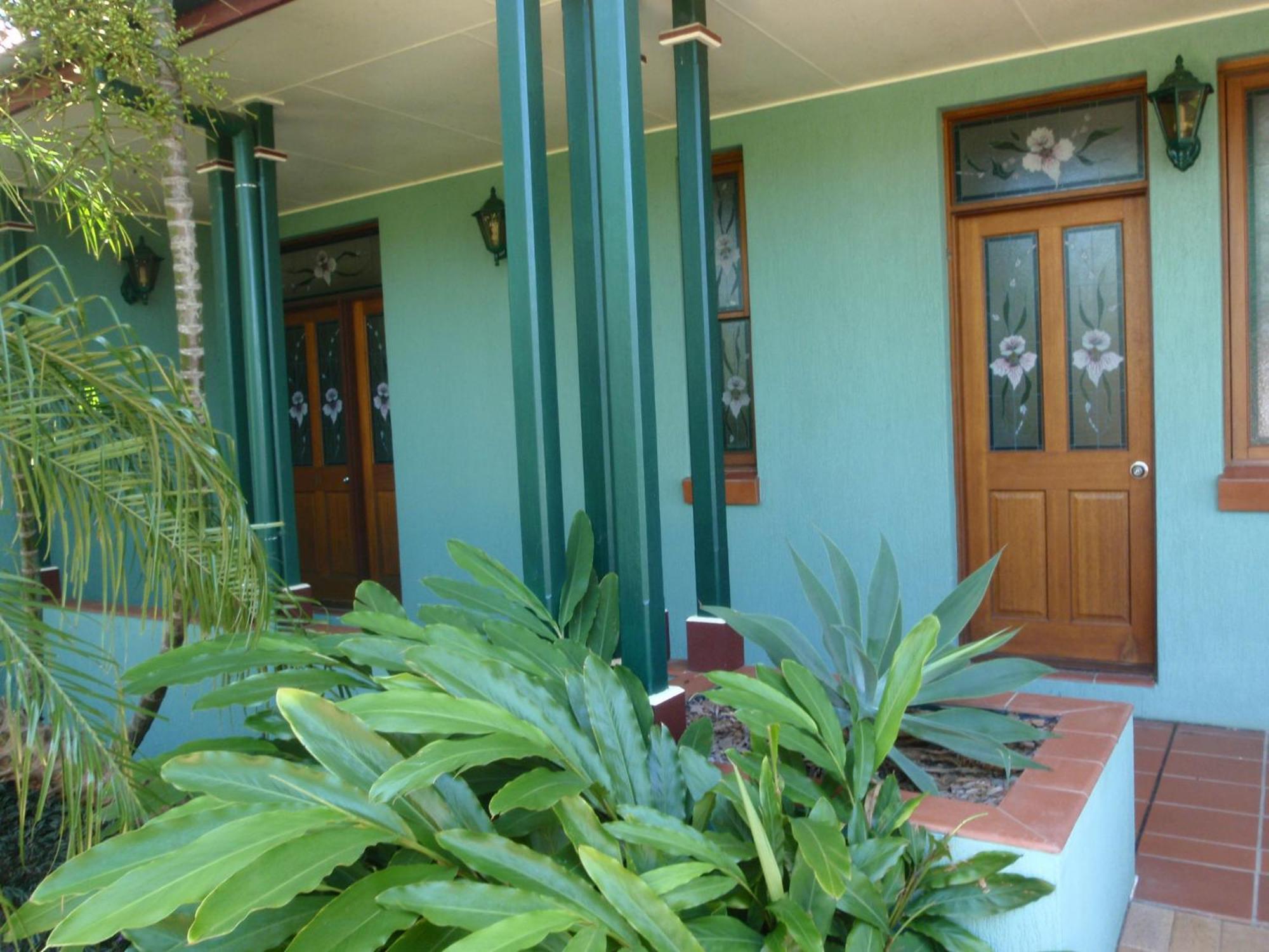 Puffers Inn Loganholme Экстерьер фото