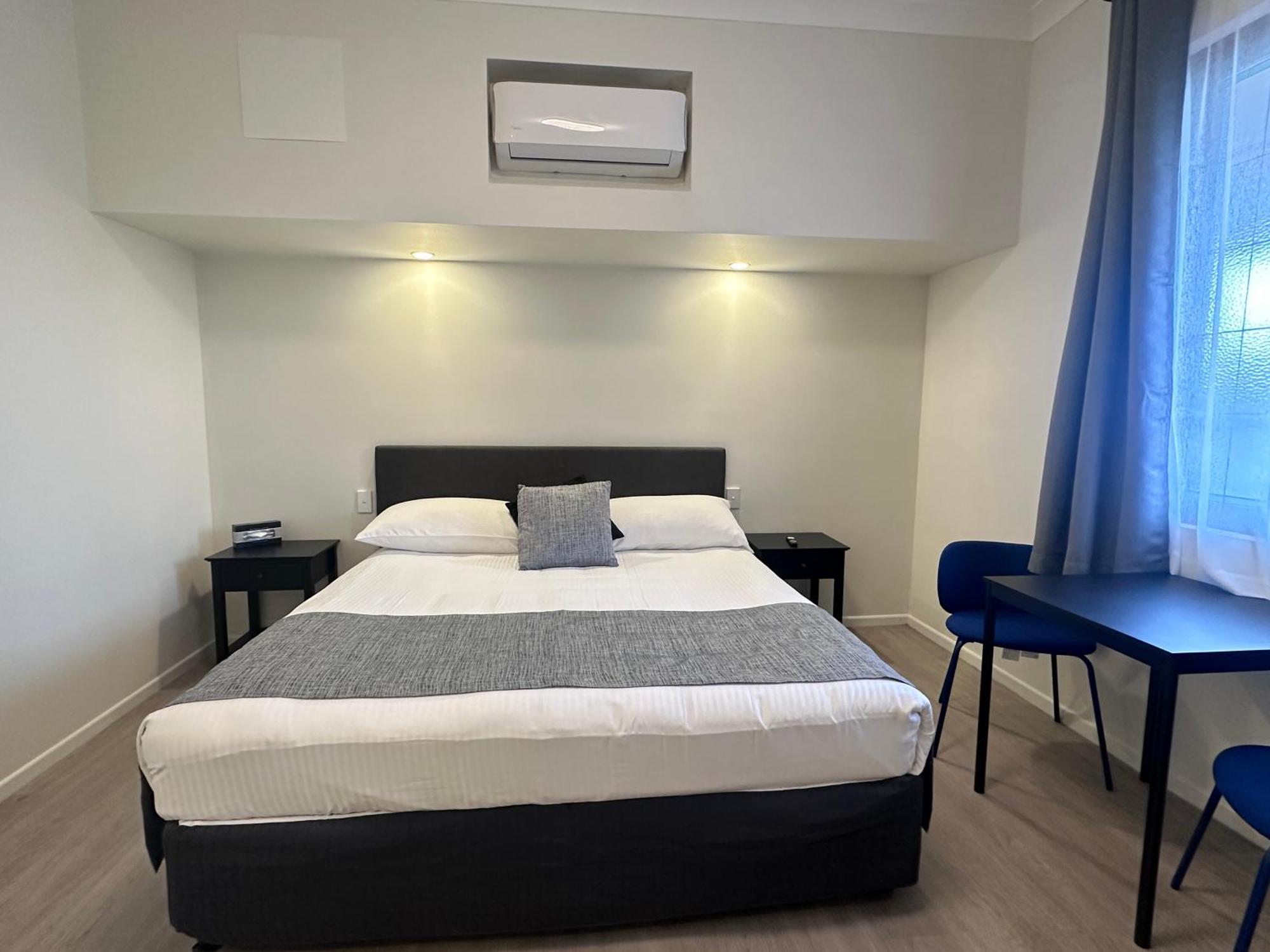 Puffers Inn Loganholme Экстерьер фото