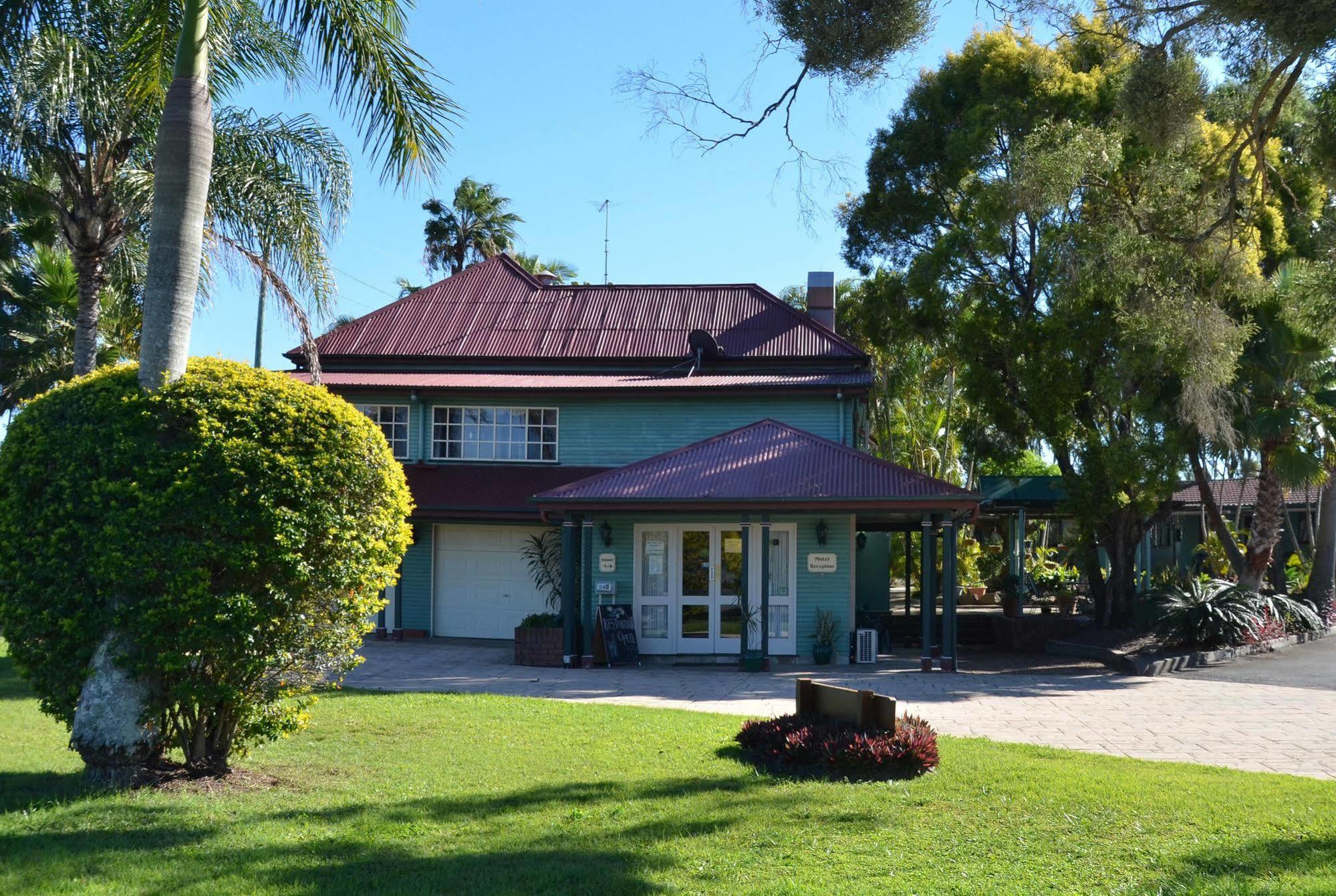 Puffers Inn Loganholme Экстерьер фото